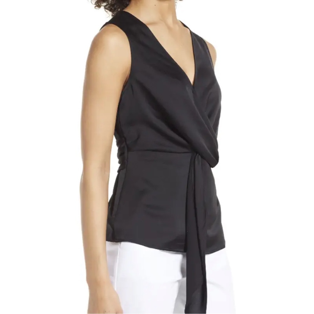 Halogen Twist Detail Top size S - Picture 9 of 10